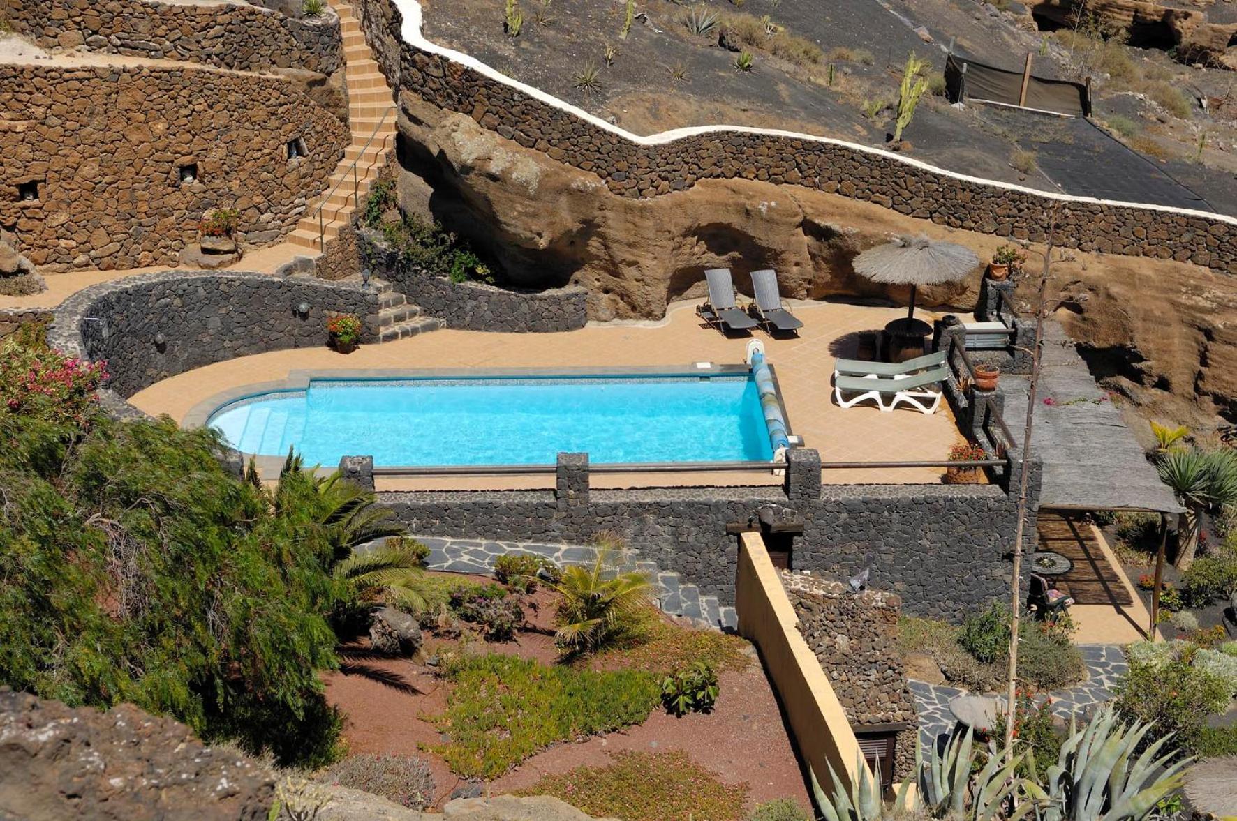 Castillo Lanzarote Villa Sophie - Luxury Villa -Sleep In A Volcanic Cave With Heated Pool Tías Екстериор снимка