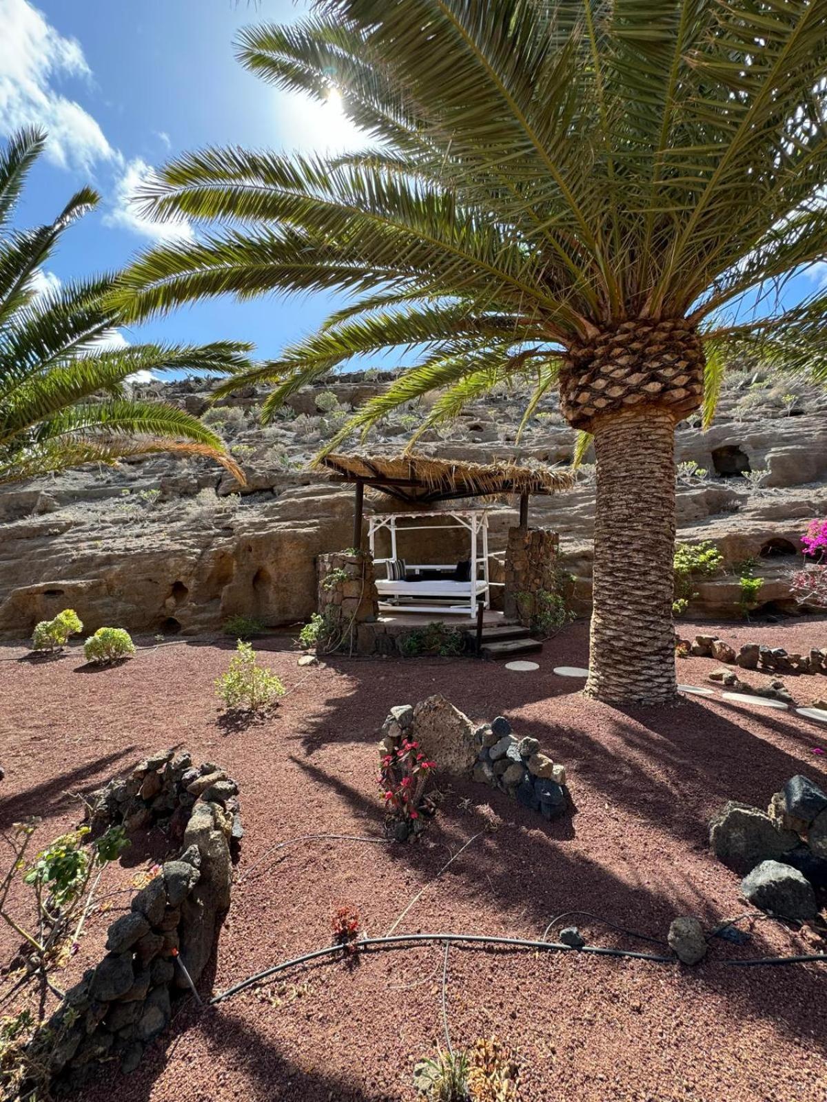Castillo Lanzarote Villa Sophie - Luxury Villa -Sleep In A Volcanic Cave With Heated Pool Tías Екстериор снимка